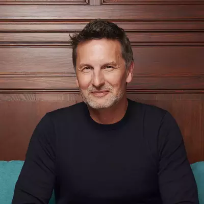 LM FLYING T Maximilian Büsser